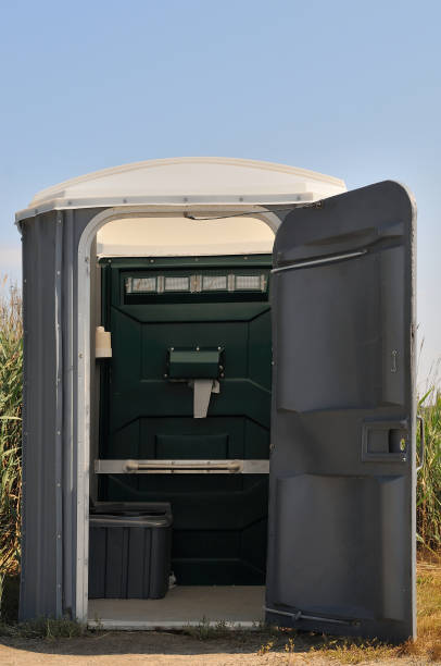 Best Porta potty rental near me  in North Tustin, CA